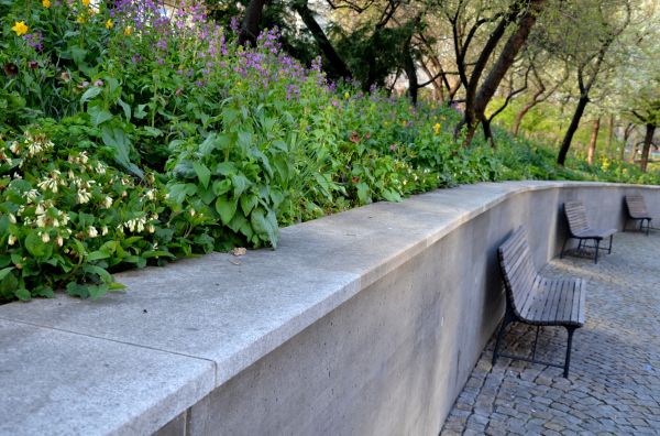 Concrete Retaining Wall Service in Burnsville