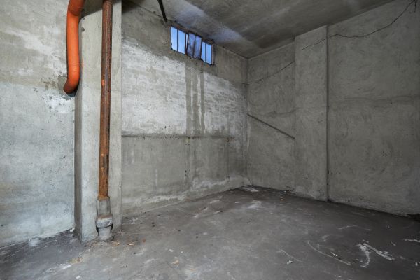 Basement Wall Construction in Burnsville