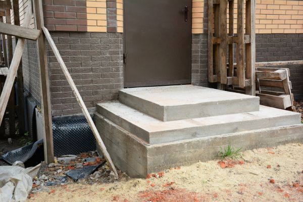 Cement Steps Construction in Burnsville