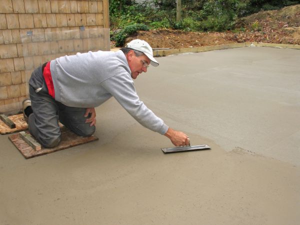 Flat Concrete Installation in Burnsville